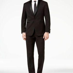 Kenneth Cole reaction tuxedo 38x31